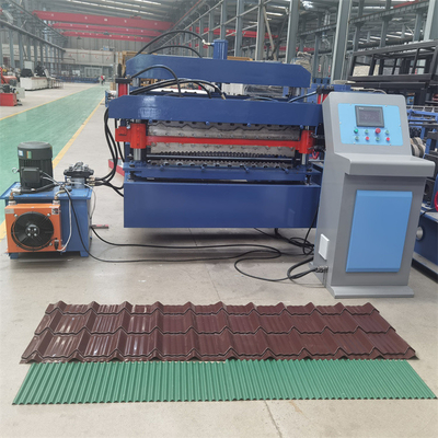 Toit trapézoïdal de bobine en acier et petit pain ondulé de double couche de toit formant la machine