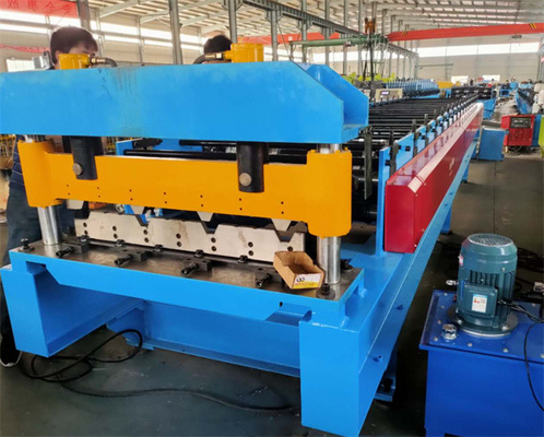 construction à grande vitesse de la machine 15-20m/Min Fully Automatic For Steel de 5.5kw Rib Metal Panel Roll Forming