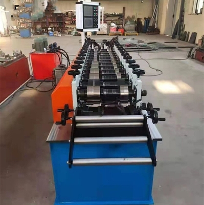 Double en acier C et ligne petit pain en acier d'U de goujon de lumière formant la machine pour faire des profils de cloison sèche