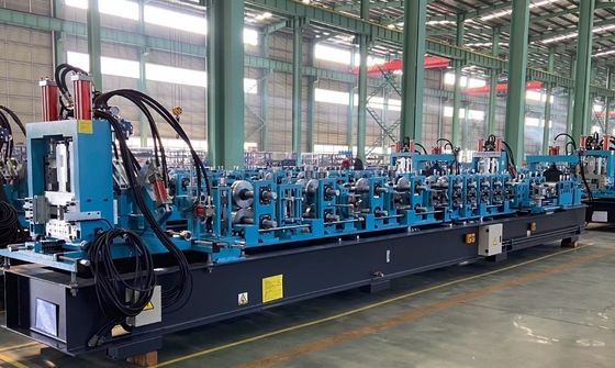 Petit pain complètement automatique de vue en acier de profil de purlin de la CZ formant la vitesse fonctionnante 25M/min de machine