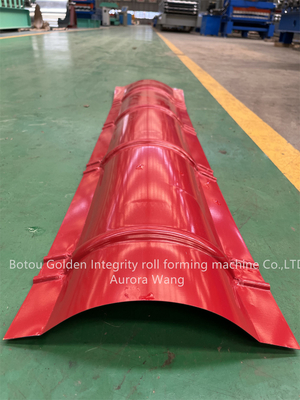 Petit pain de clignotant de toit de bonne qualité formant des arêtes de machine faisant le clignotant Ridge Capping Roll Forming Machines en métal de couverture