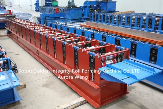 Petit pain en acier d'arête d'utilisation de tuile de toit de bonne qualité formant la machine pour couvrir le panneau de toit de prix usine