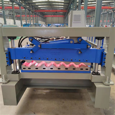 La fabrication de la Chine a ridé le petit pain de feuille formant la machine utilisée pour la feuille de panneau de mur de toit