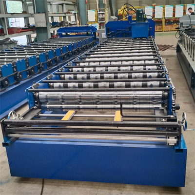 Adapté aux besoins du client vitré roulez en formant le matériel en aluminium du GI PPGI de machine