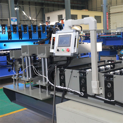 Petit pain de tuile en métal de la largeur 914-1450mm formant la machine pour couvrir des panneaux
