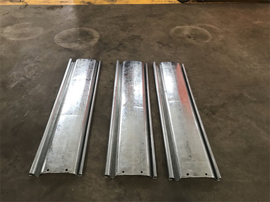 La haute catégorie en aluminium No.45 du laminoir 380V 50Hz de porte de volet a forgé