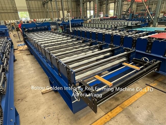 5.5Kw a glacé le petit pain de tuile formant le système automatique de PLC Detla de machine
