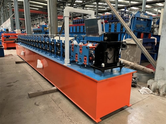 L'onde entretenue d'UW profile le laminoir de la Manche de goujon et de machine U C de voie