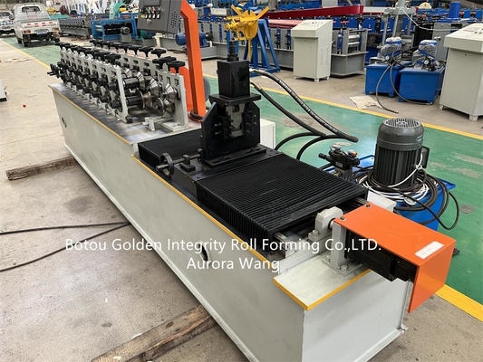 Les profils de C U forment l'acier galvanisé par 0.3-1.2mm de Keel Roll Forming Machine