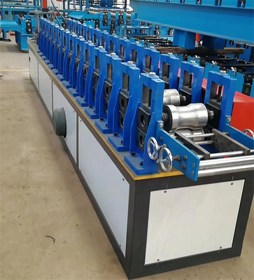 Les lamelles de porte de volet de rouleau d'aluminium roulent formant la machine 15-20m/min