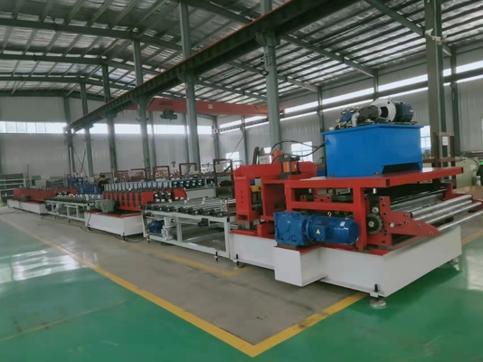 Le câble Tray Roll Forming Machine Hydraulic de JCX a coupé le petit pain d'échelle de câble formant la machine