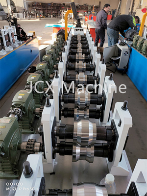 Système de contrôle en acier léger galvanisé de PLC de Keel Roll Forming Machine