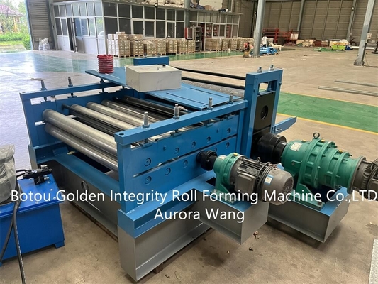 Tôle d'acier en aluminium laminer à froid former la machine gravante en refief de tôle de la CE de machine
