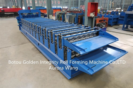 Petit pain trapézoïdal combiné de matériau de construction de tuile de toit de machines de matériau de construction de double couche formant la machine