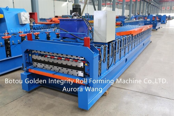 La feuille complètement automatique de toiture en métal de double couche ondulée et les feuilles de trapèze roulent formant la machine