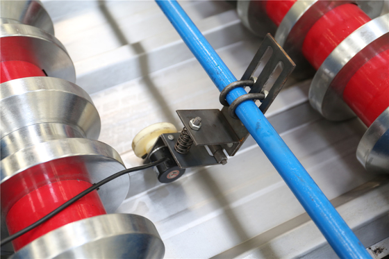 1.5mm 18 petit pain trapézoïdal de formation de feuille de toiture des étapes IBR formant la machine