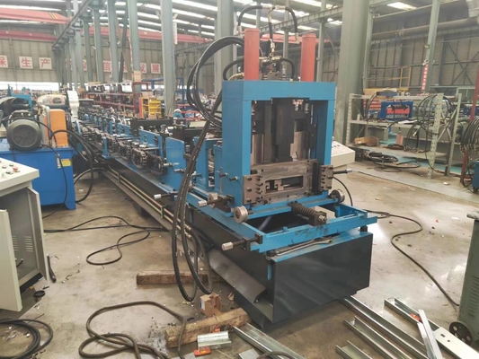 G350 G550 2.4mm plein acier dur galvanisé profil C/Z purlin petit pain formant la machine