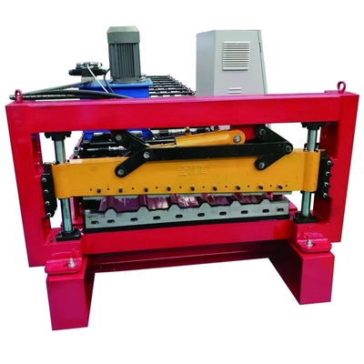 Long toit en métal d'envergure d'IBR formant le petit pain en acier de profil de machine formant la machine