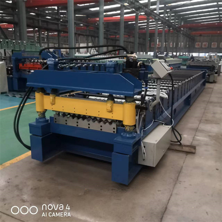 Feuille de fer de mur de toiture ridée par acier de couleur faisant le petit pain de feuillard formant la machine