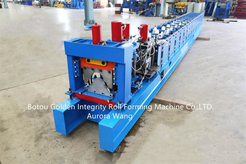 Petit pain matériel de couverture de tuile d'arête de feuille de toit en métal de bonne qualité formant la machine avec le prix usine